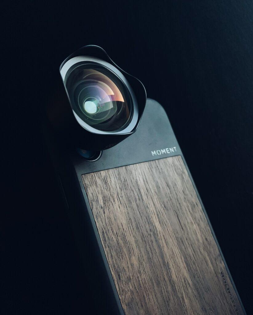 Coque smartphone marque moment